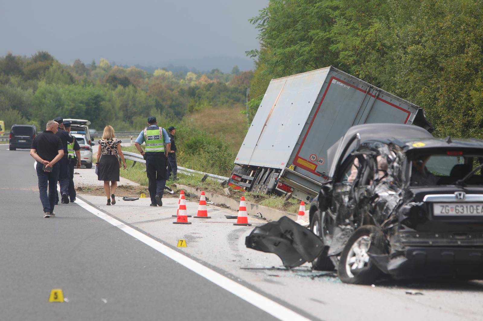 Muškarac smrtno stradao na autocesti kod Ogulina