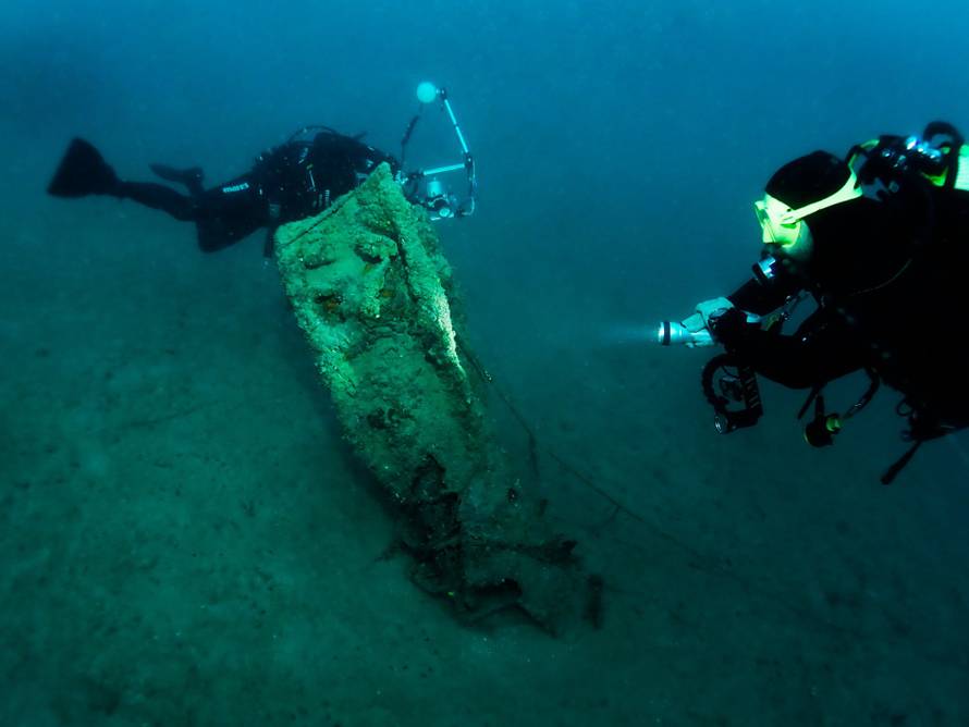 'Ronili smo i vidjeli propeler. To je bio torpedo. Napola zakopan u mulju. Blizu je bila i mina'