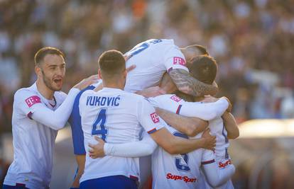 'Bili' si poklonili pobjedu za 111. rođendan: Hajduk srušio Slaven