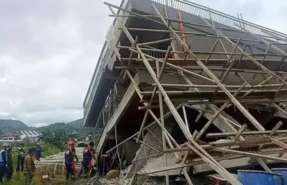 U potresu u Sečuanu poginulo više od 40 ljudi, oštećene kuće