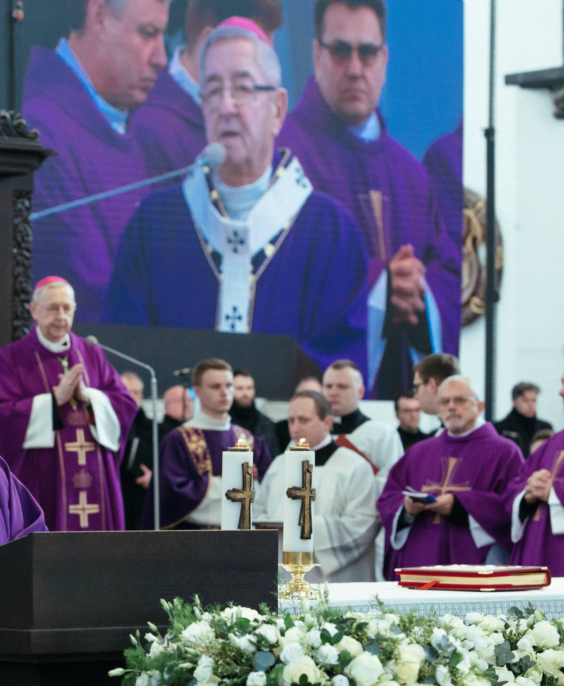 Mayor Pawel Adamowicz funeral service in Gdansk