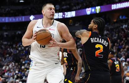 VIDEO Nikola Jokić 'rasturio' Phoenix i porušio niz rekorda!