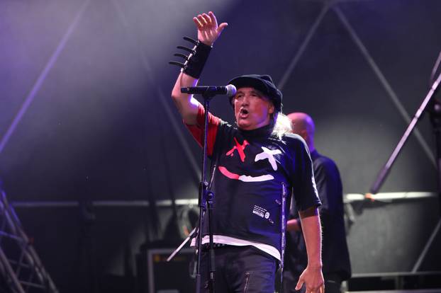 Karlovac: Koncert Plavog orkestra na Danima piva