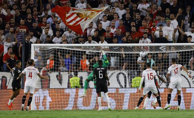 Champions League - Group B - Sevilla v RC Lens