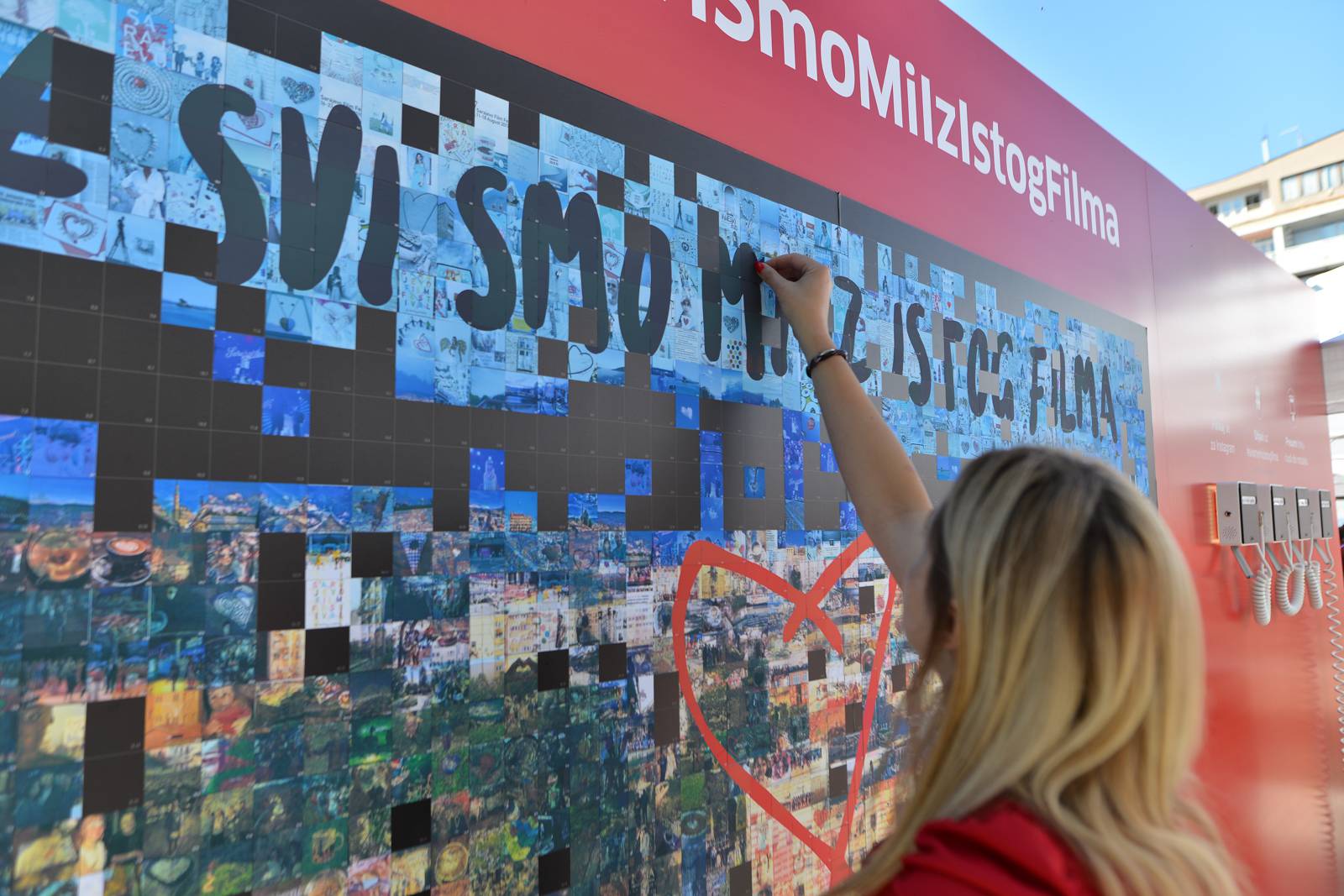 Tisuće obožavatelja stvorili „Najveće srce u Sarajevu“