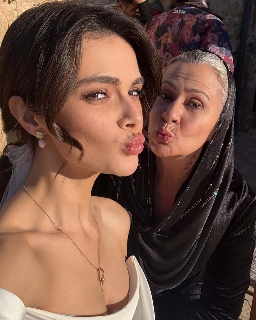 Tko je zvijezda sapunice 'Daleki grad': Ljubi kolegu na daljinu, a glumu nije uspjela upisati...