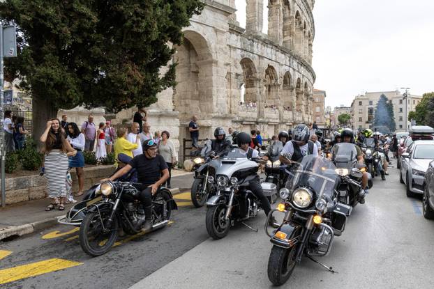 Defile kroz Pulu na najvećem susretu Croatia Bike Week