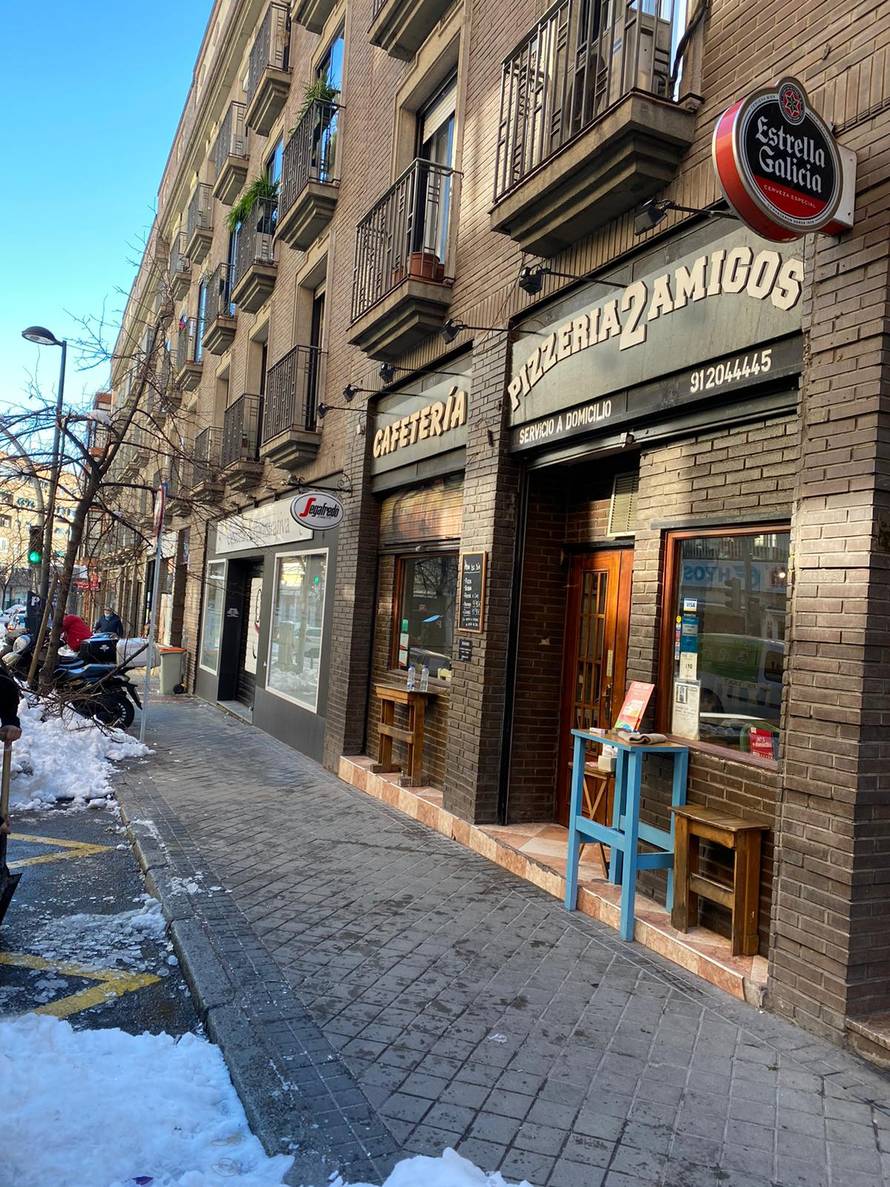 Lopate se prodaju po 60 eura, nitko ovdje nema zimske gume