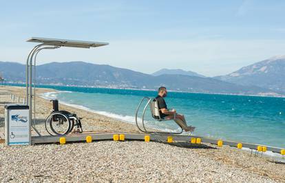 'Morska' platforma za invalide olakšava boravak na plažama