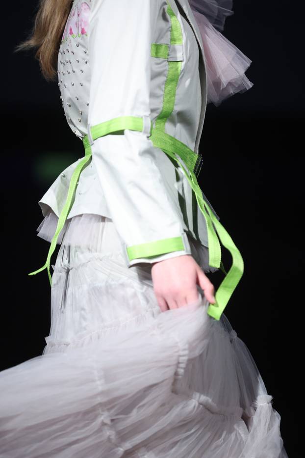 DIPMOD_10 - modna revija diplomskih kolekcija studenata Sveučilišta u Zagrebu Tekstilno-tehnološkog fakulteta