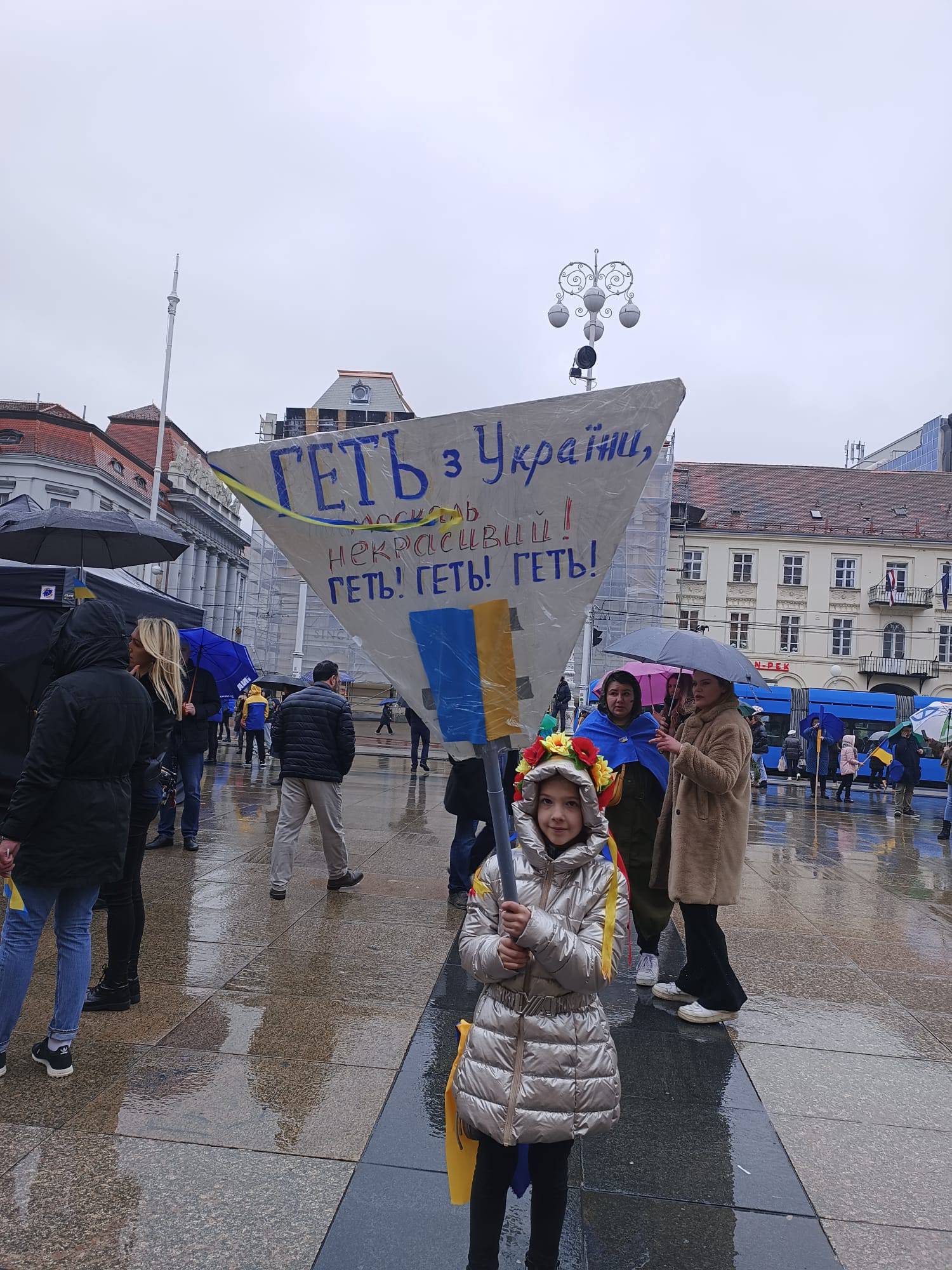 VIDEO Na Trgu bana Jelačića održan skup potpore Ukrajini