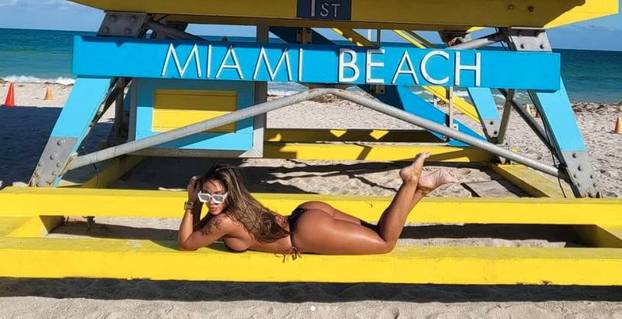 FOTO Sandra Afrika osvojila je fanove figurom. Evo kako se mijenjala: 'Nisam se unakazila'