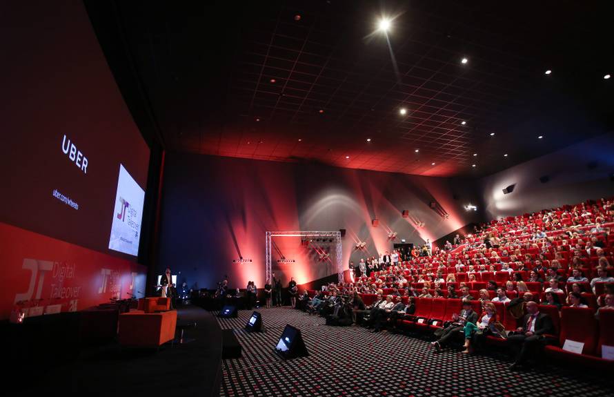 Digital Takeover: Dodijeljena su Business leaders priznanja...