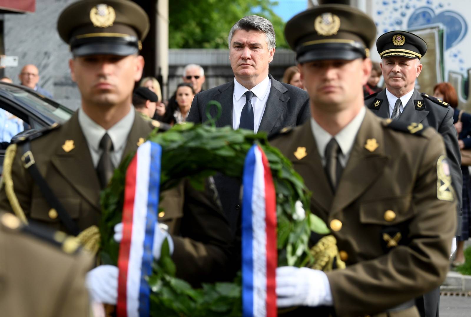 Svečano postrojavanje pripadnika Oružanih snaga RH na stadionu u Kranjčevićevoj