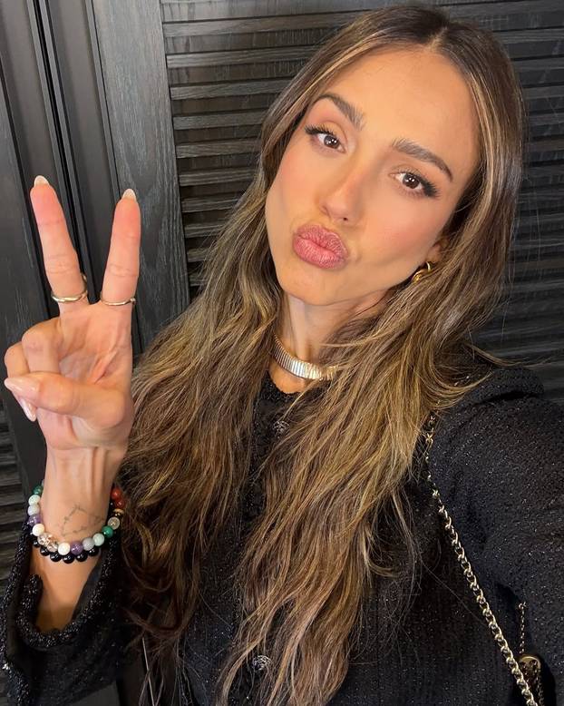 Najbolje tijelo Hollywooda: Jessica Alba kao da ne stari!