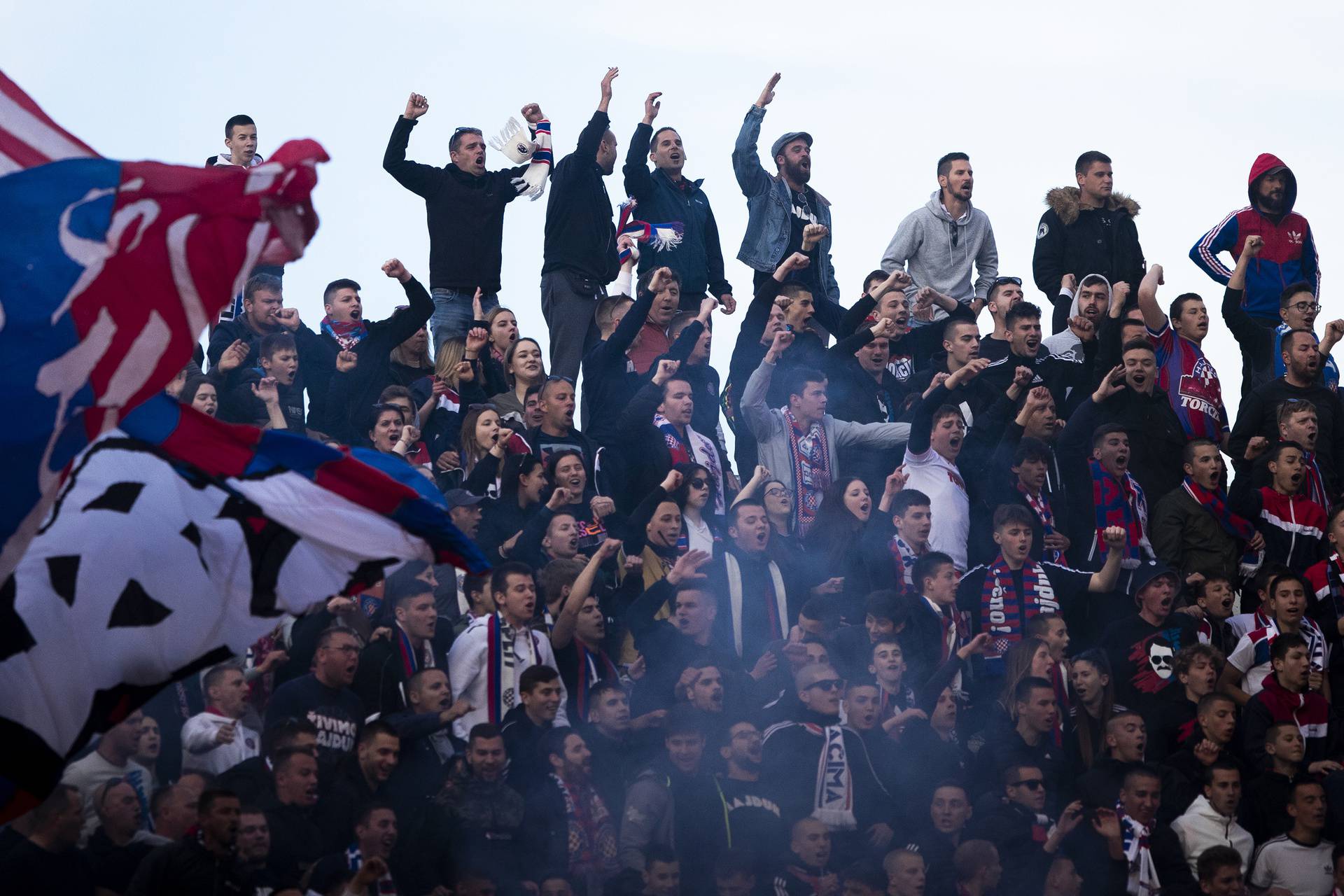 Stadion Poljud popunjen navijačima na utakmici Hajduk - Dinamo