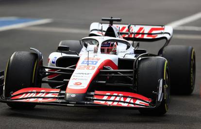 Povijesni dan za Formulu: Haas i Magnussen do 'pole-positiona'