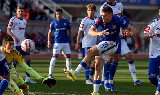 Plavi se 'pro&scaron;etali' Poljudom i do&scaron;li na korak od titule: Dinamo je za sve u HNL-u svemirski brod