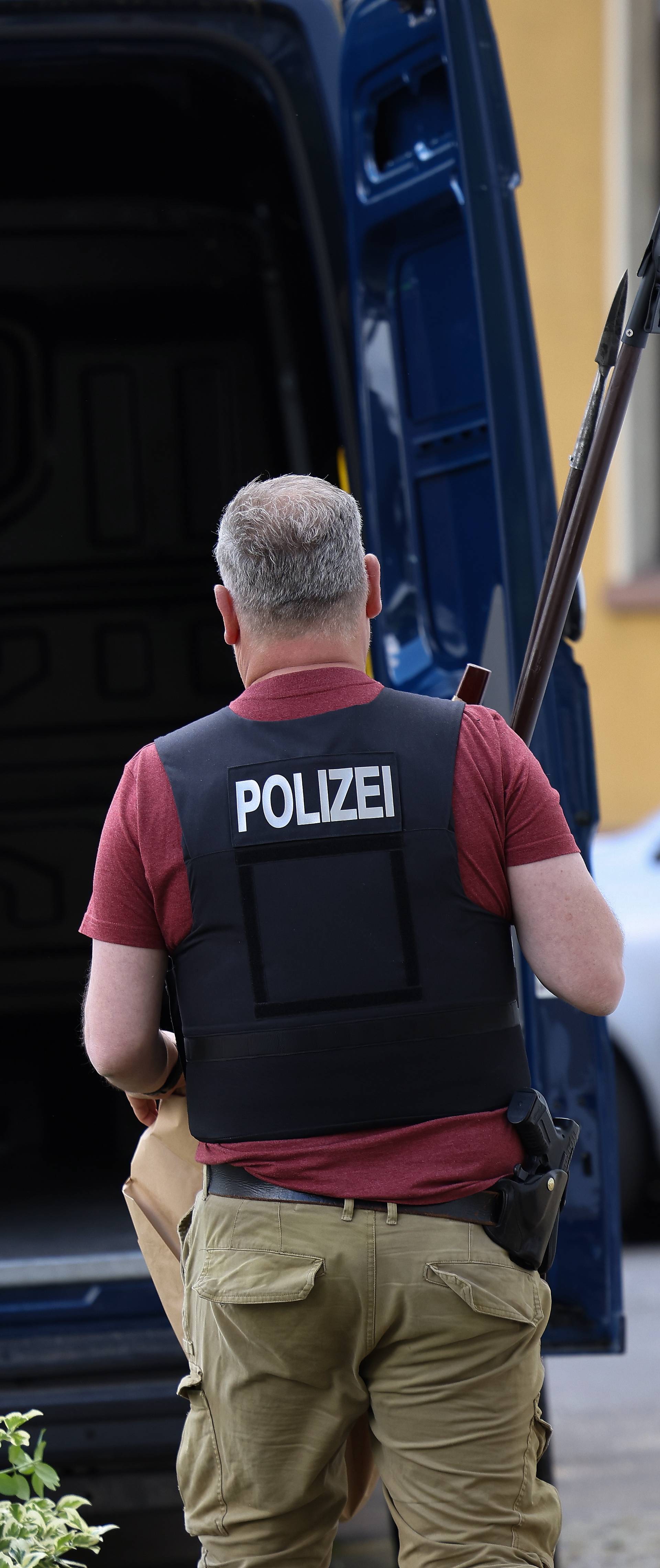 Police action at two schools in Essen