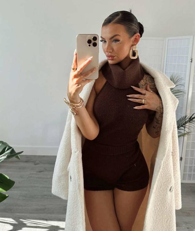 FOTO Ona je tattoo umjetnica i bivša gimnastičarka čije je tijelo pravo remek-djelo