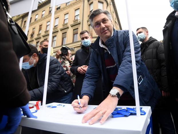 Zagreb: HDZ na čelu s Plenkovićem započeo s prikupljanjem potpisa