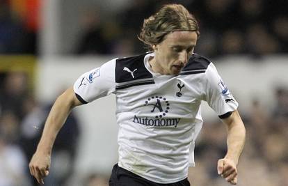 FourFourTwo odabrao najbolje u povijesti Premiershipa. Evo koji je Modrić. Prva ikona Arsenala