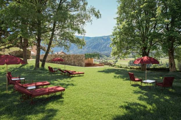 FOTO Ovaj dvorac u Dolomitima pretvoren je u hotel iz snova – interijeri ostavljaju bez daha