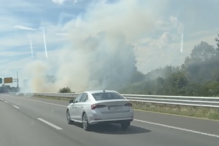 Po&zcaron;ar na A3