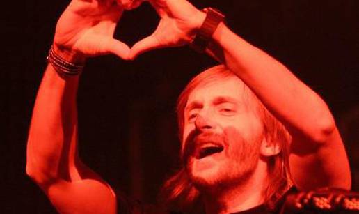 D. Guetta došao u Zagreb, a ženu ostavio u Cannesu 