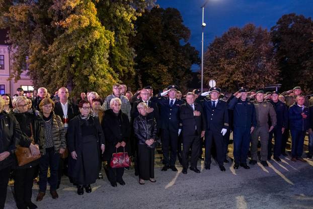 Vukovar: In memoriam za 97 policajaca poginulih i nestalih u Domovinskom ratu u obrani Vukovara