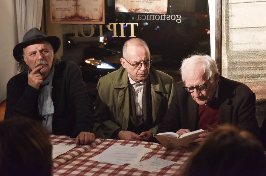 Rade Šerbedžija: Ne pišem u kafani pa mi stradava kičma