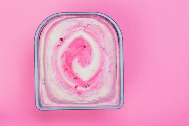 Vanilla and berry ice cream