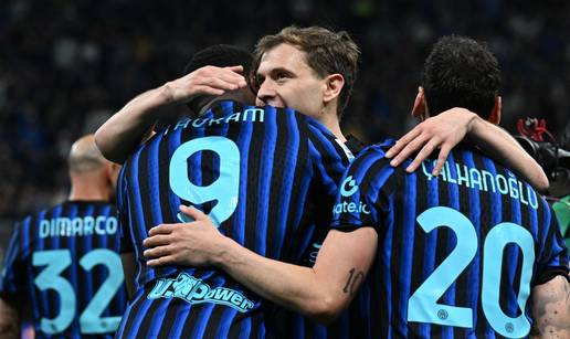 VIDEO 'Petarda' i &ccaron;udesan gol s 30 metara. Evo kako je Inter sru&scaron;io Romu i pobjegao Milanu