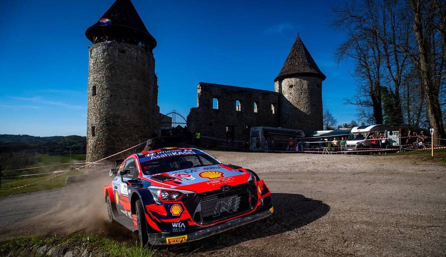 Tura po moru: Najbolji svjetski relijaši u Hrvatskoj će i jedriti