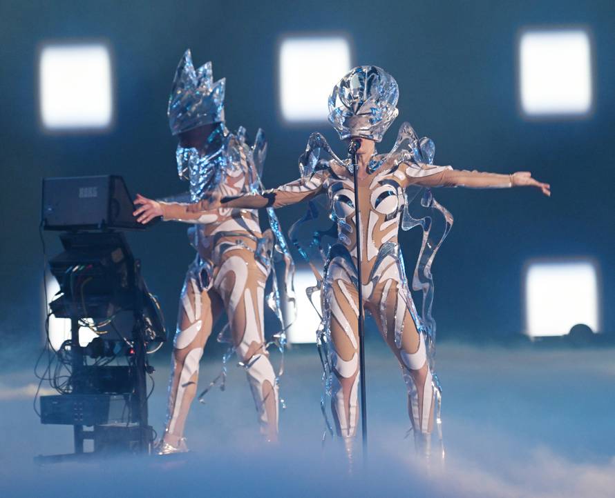 Dora puna adrenalina! Lorena je krvarila, Nižetić ozlijedio prst, a Nipplepeople završio na hitnoj