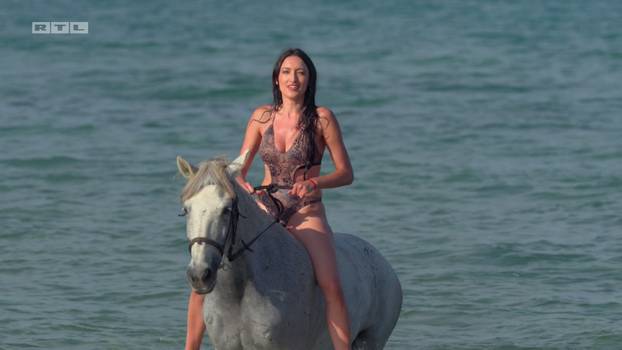 FOTO Bikiniji svih boja i oblika! Vruće je na Kreti, a djevojke iz 'Savršenog' se ovako opuštaju