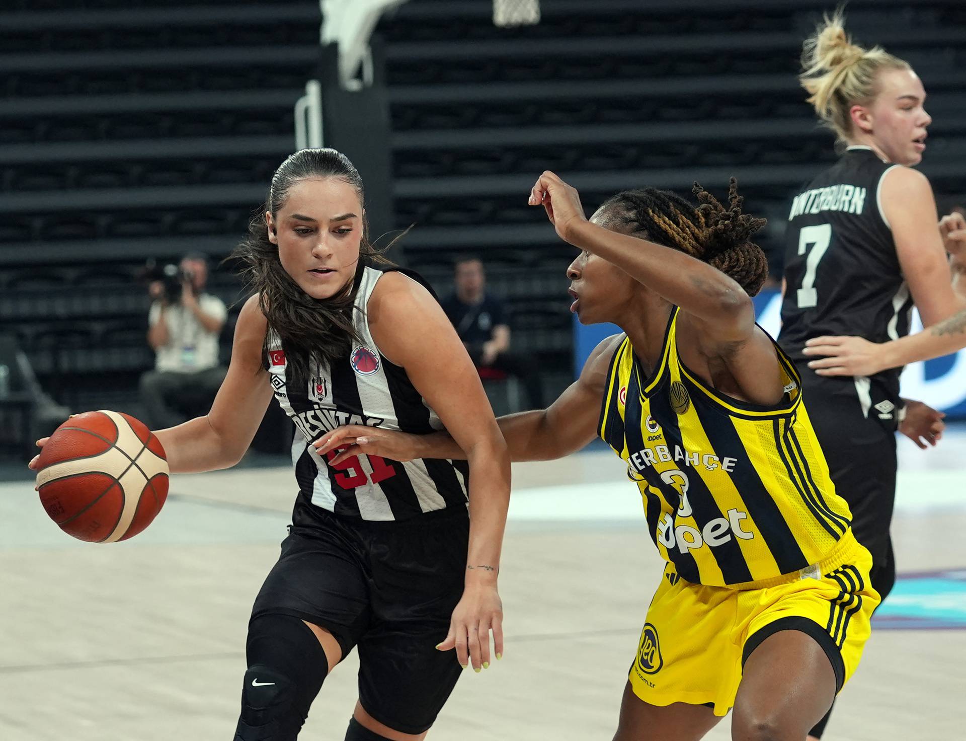 Fenerbahce Opet v Besiktas - FIBA Women's Super Cup