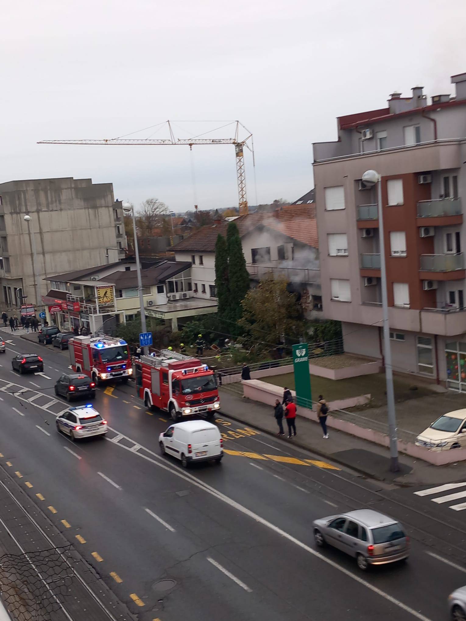 Požar u Zagrebu: U Dubravi planula napuštena kuća