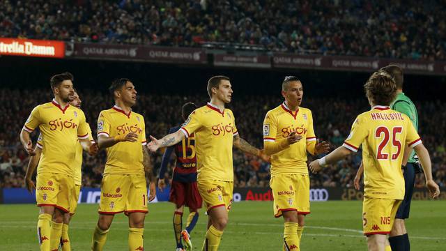 Football Soccer - Barcelona v Sporting Gijon - Spanish Liga BBVA - Camp Nou stadium, Barcelona