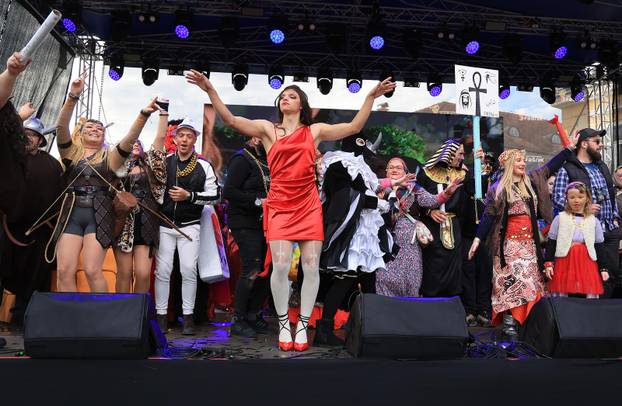 Velika povorka maskiranih grupa na 200. Samoborskom fašniku