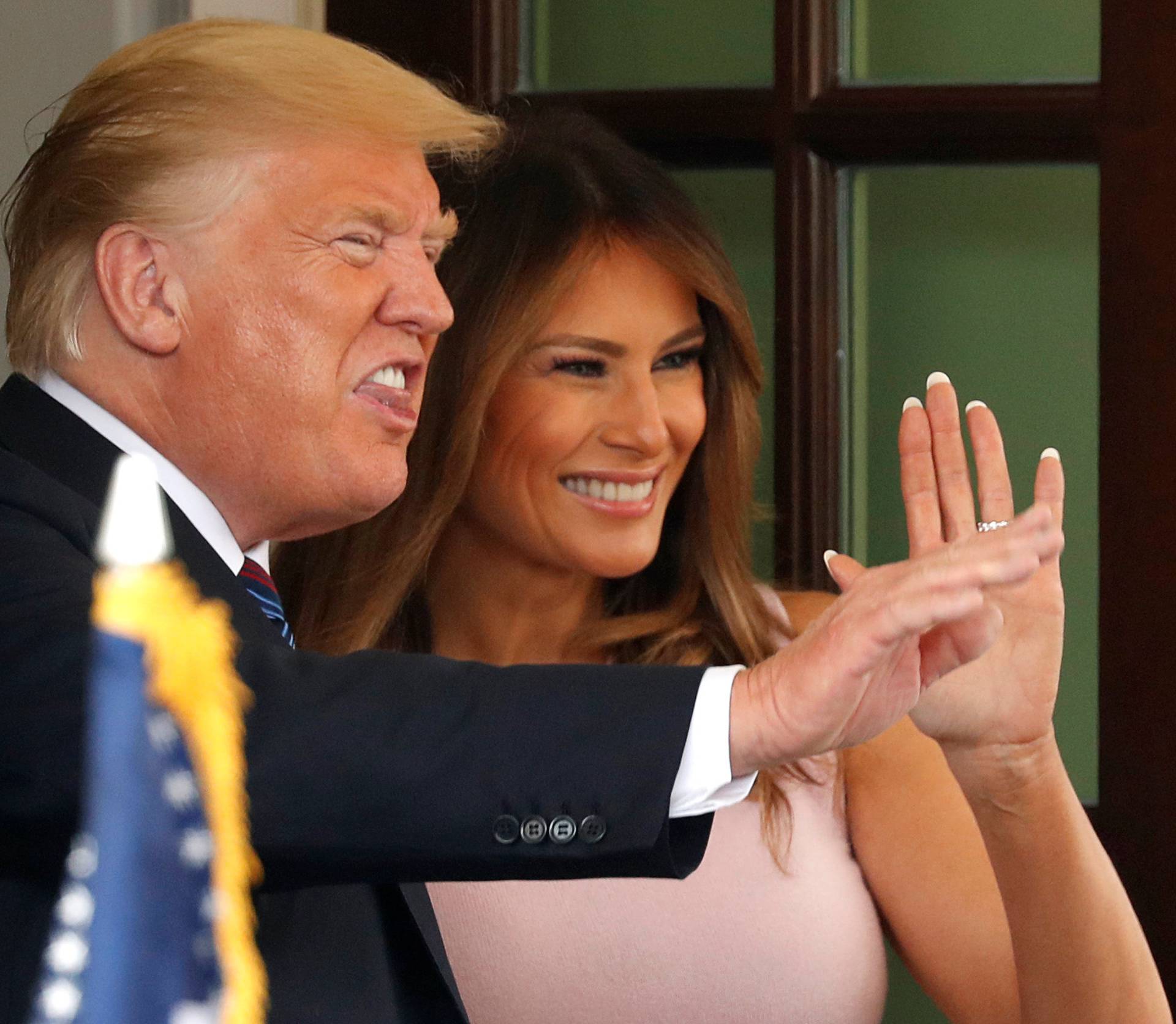 President Trump and Melania Trump bid farewell to Kenya President Kenyatta at the White House in Washington