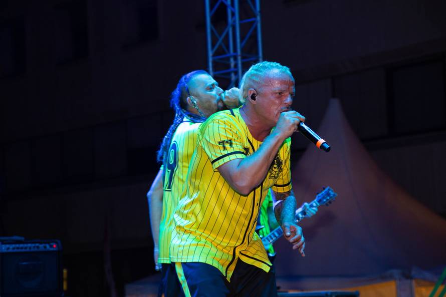 Dubioza kolektiv, Električni orgazam i Another Rock Trio nastupili u Novoj Gradiški...