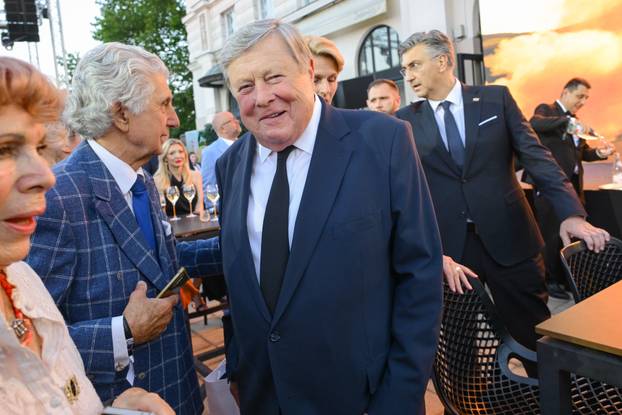 Zagreb: Viktor Knavs, otac Melanije Trump, na proslavi 100. rođendana hotela Esplanade