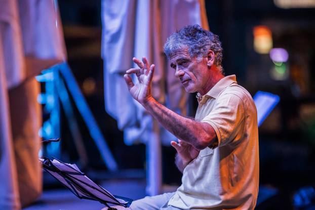 Vela Luka: Generalna proba koncerta Trag u Beskraju