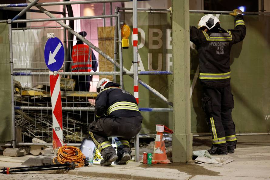 Four dead after scaffolding collapsed at a construction site in of Vienna