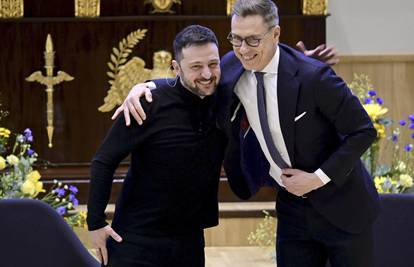 Finski predsjednik jača veze s Trumpom u iznenadnom posjetu Floridi. Zaigrali partiju golfa