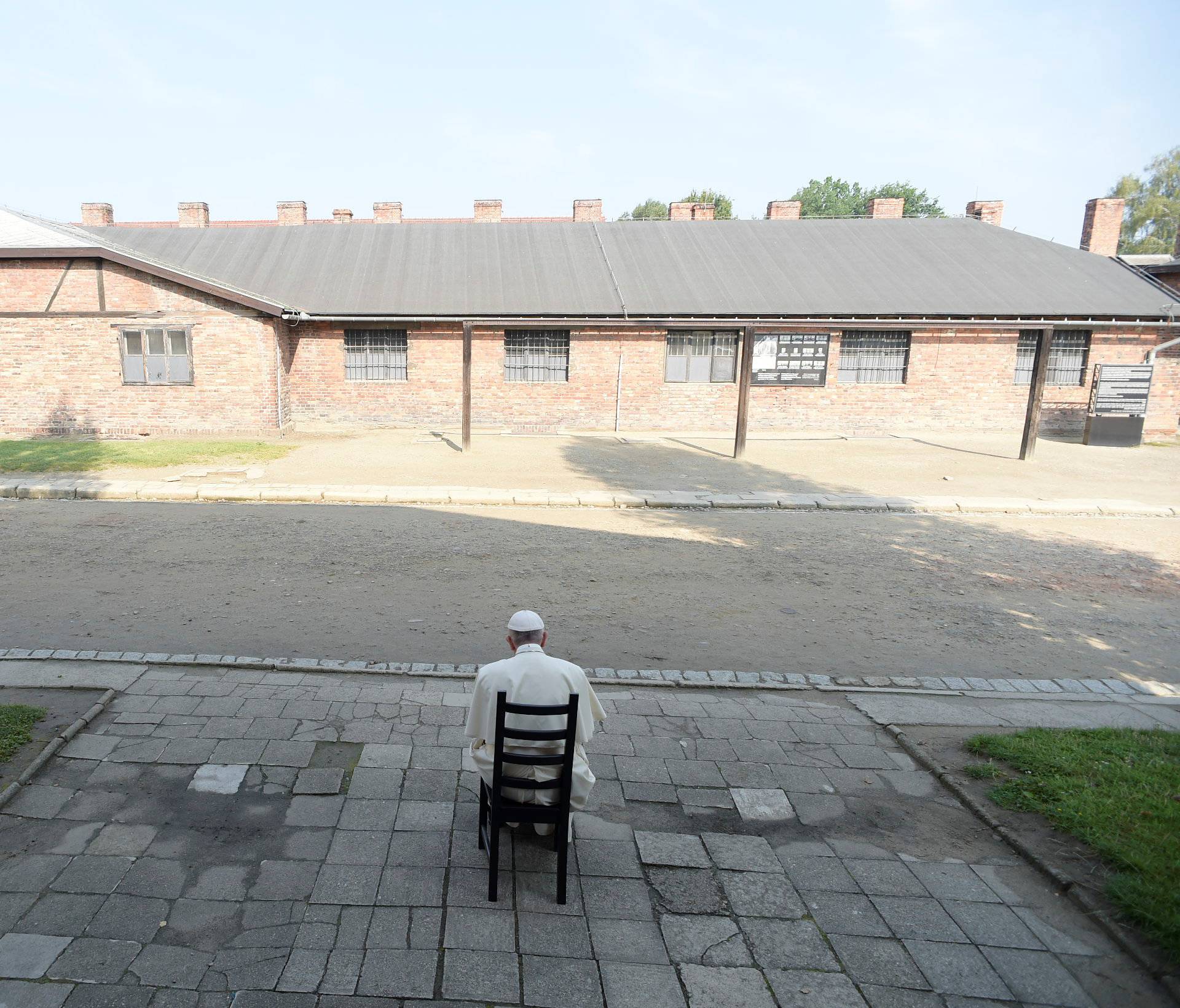 Pope Francis arrives to visit Auschwitz's former Nazi death camp
