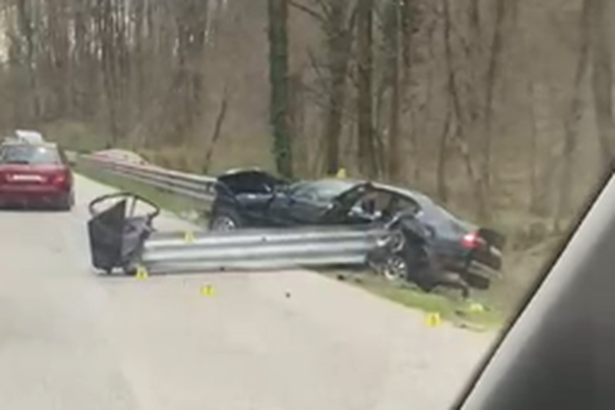 Nesre&cacute;a s ogradom