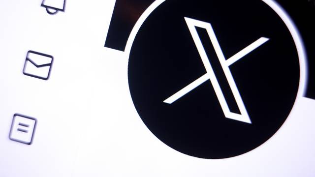 Sarajevo: Novi logo društvene mreže Twitter u obliku slova X
