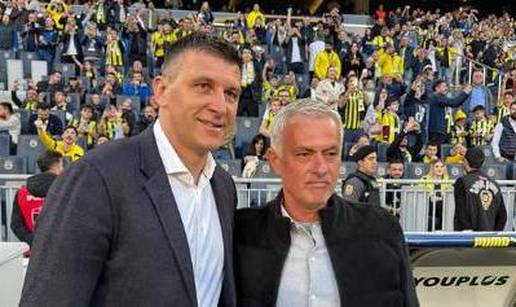 FOTO Jakirović podijelio sliku s Mourinhom nakon što mu je zapaprio: 'Jedan od najvećih'